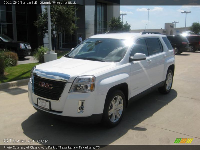 Olympic White / Jet Black 2011 GMC Terrain SLE