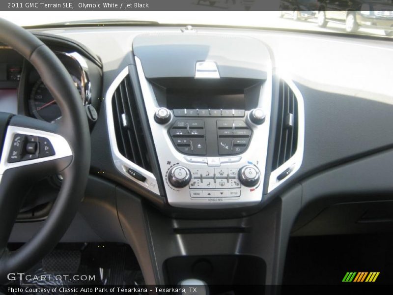 Olympic White / Jet Black 2011 GMC Terrain SLE