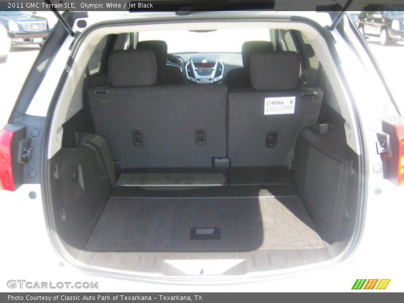 Olympic White / Jet Black 2011 GMC Terrain SLE