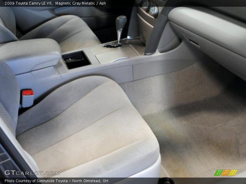 Magnetic Gray Metallic / Ash 2009 Toyota Camry LE V6