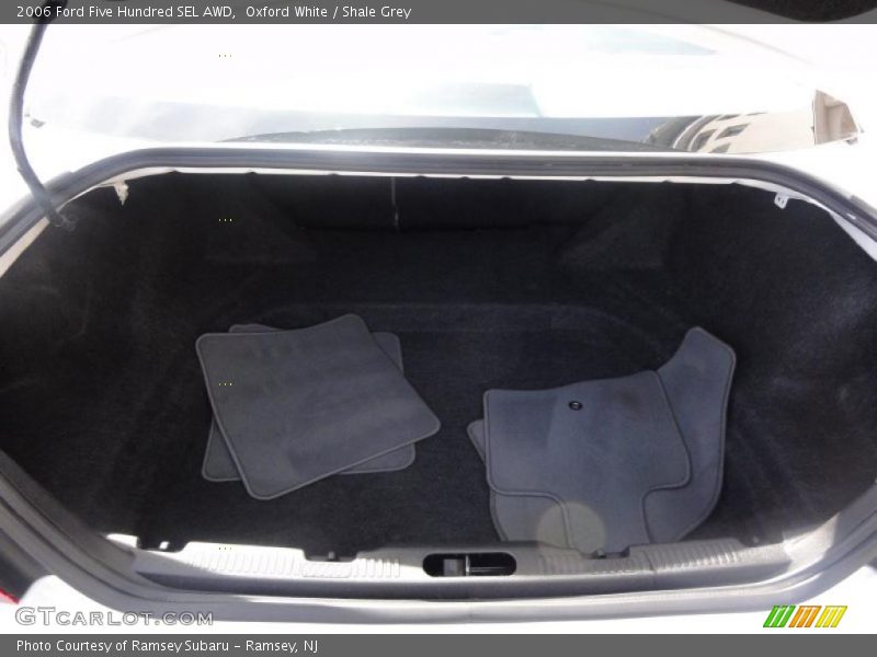 Oxford White / Shale Grey 2006 Ford Five Hundred SEL AWD