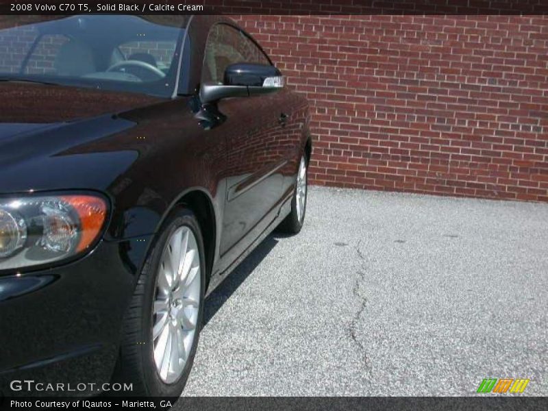 Solid Black / Calcite Cream 2008 Volvo C70 T5