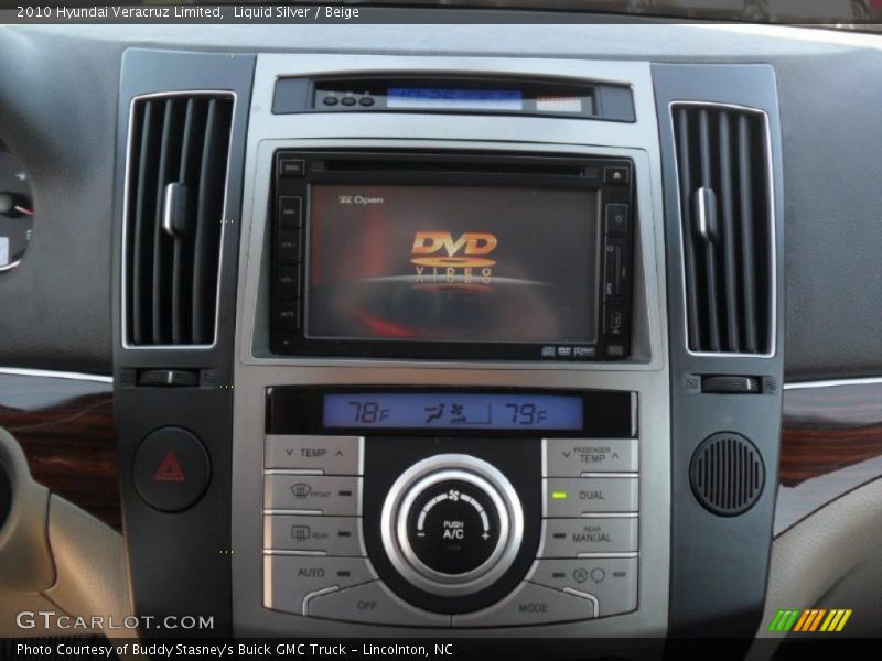 Liquid Silver / Beige 2010 Hyundai Veracruz Limited