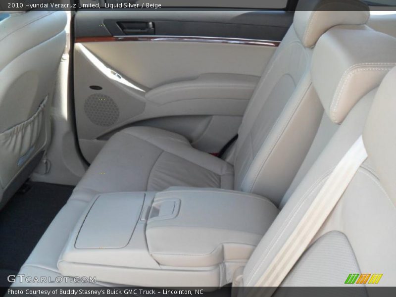 Liquid Silver / Beige 2010 Hyundai Veracruz Limited