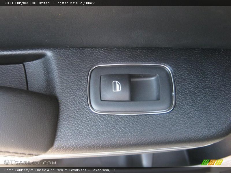 Tungsten Metallic / Black 2011 Chrysler 300 Limited