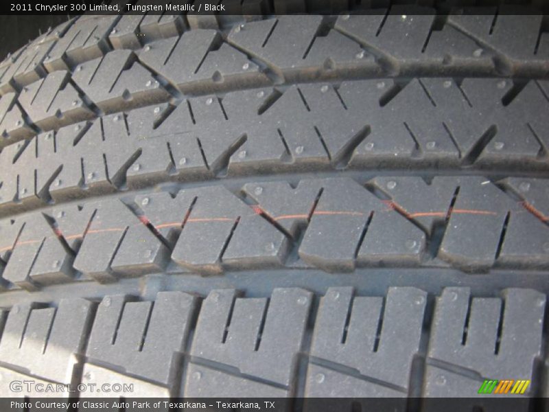 Tungsten Metallic / Black 2011 Chrysler 300 Limited
