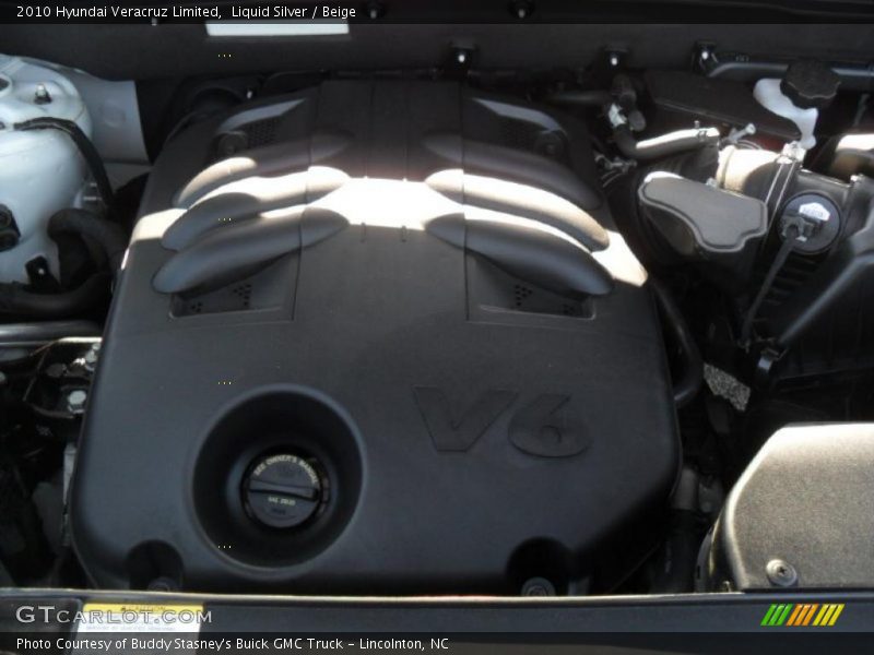 Liquid Silver / Beige 2010 Hyundai Veracruz Limited