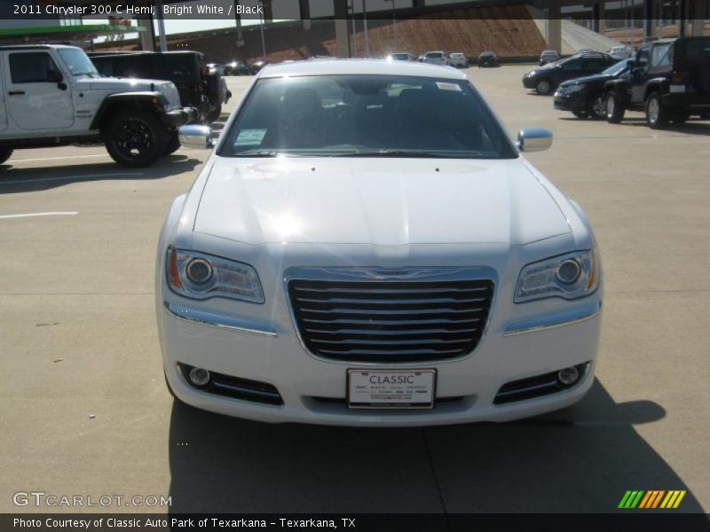 Bright White / Black 2011 Chrysler 300 C Hemi