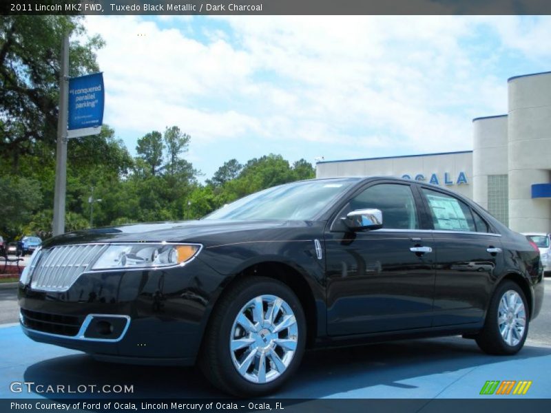 Tuxedo Black Metallic / Dark Charcoal 2011 Lincoln MKZ FWD