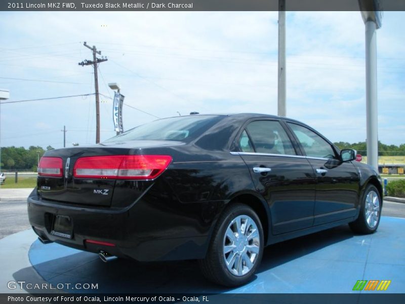 Tuxedo Black Metallic / Dark Charcoal 2011 Lincoln MKZ FWD