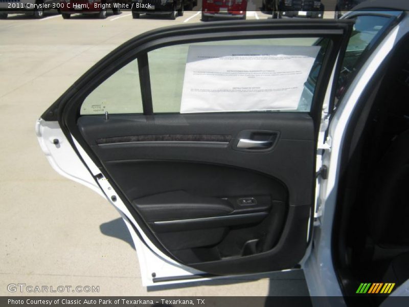 Bright White / Black 2011 Chrysler 300 C Hemi