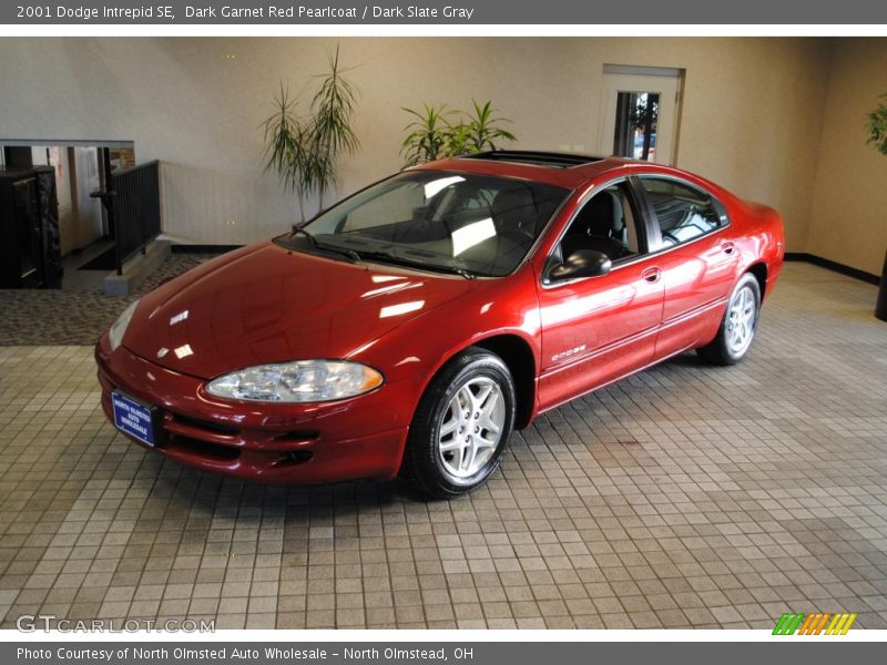Dark Garnet Red Pearlcoat / Dark Slate Gray 2001 Dodge Intrepid SE