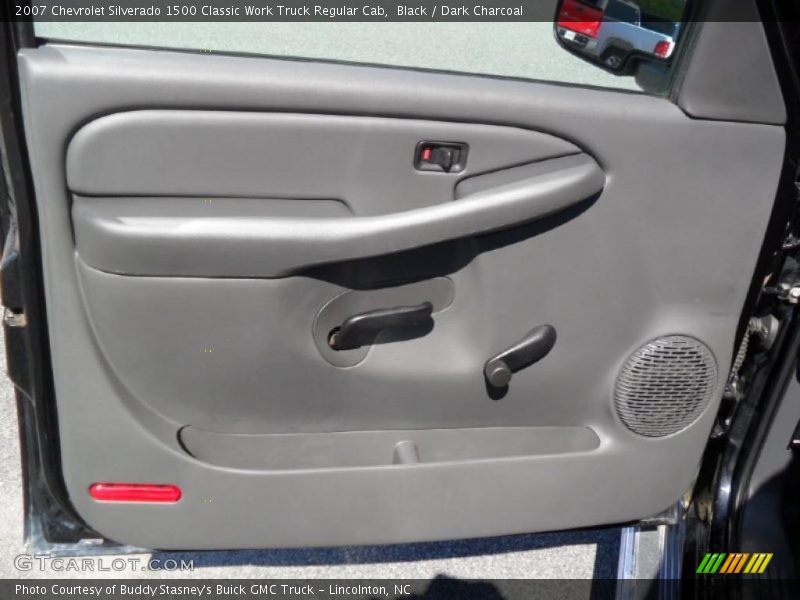Black / Dark Charcoal 2007 Chevrolet Silverado 1500 Classic Work Truck Regular Cab