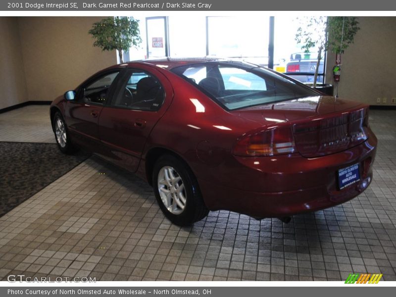 Dark Garnet Red Pearlcoat / Dark Slate Gray 2001 Dodge Intrepid SE