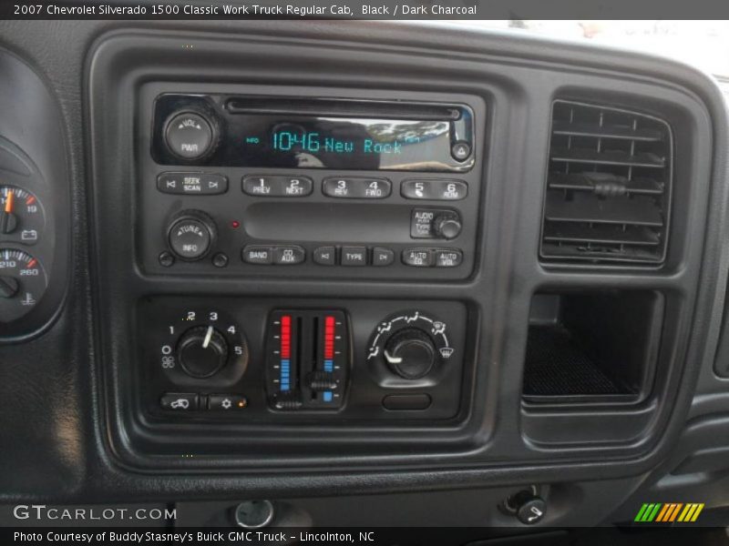 Black / Dark Charcoal 2007 Chevrolet Silverado 1500 Classic Work Truck Regular Cab