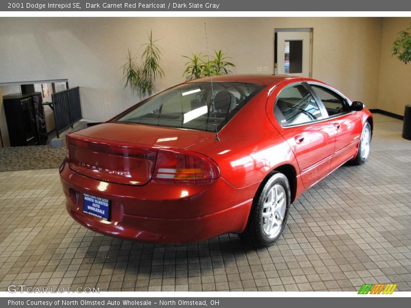 Dark Garnet Red Pearlcoat / Dark Slate Gray 2001 Dodge Intrepid SE