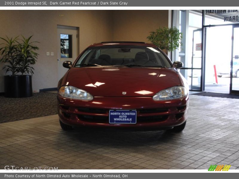Dark Garnet Red Pearlcoat / Dark Slate Gray 2001 Dodge Intrepid SE
