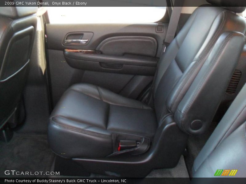 Onyx Black / Ebony 2009 GMC Yukon Denali