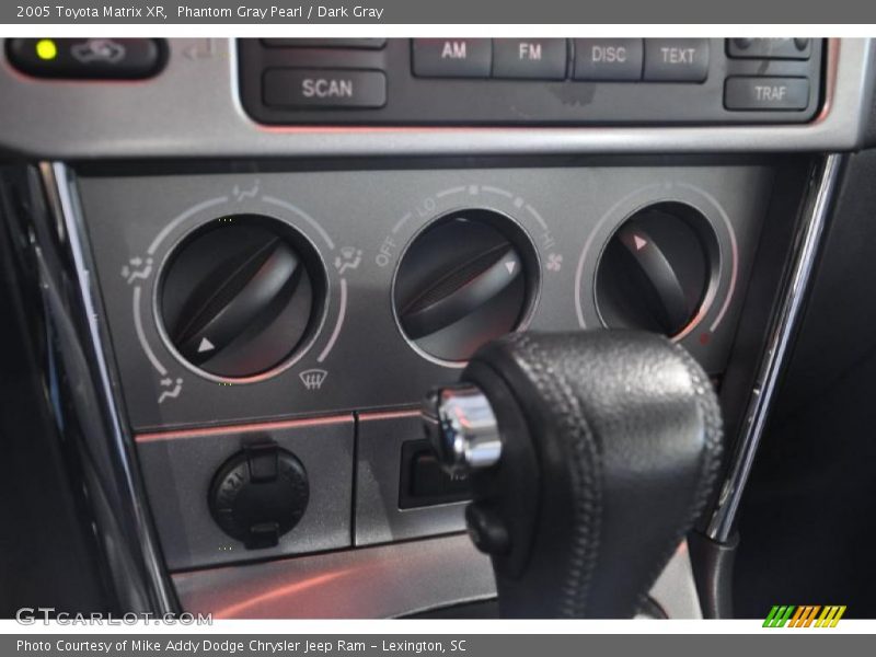 Phantom Gray Pearl / Dark Gray 2005 Toyota Matrix XR