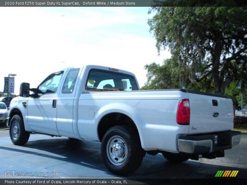 Oxford White / Medium Stone 2010 Ford F250 Super Duty XL SuperCab