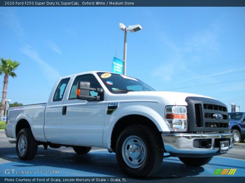 Oxford White / Medium Stone 2010 Ford F250 Super Duty XL SuperCab