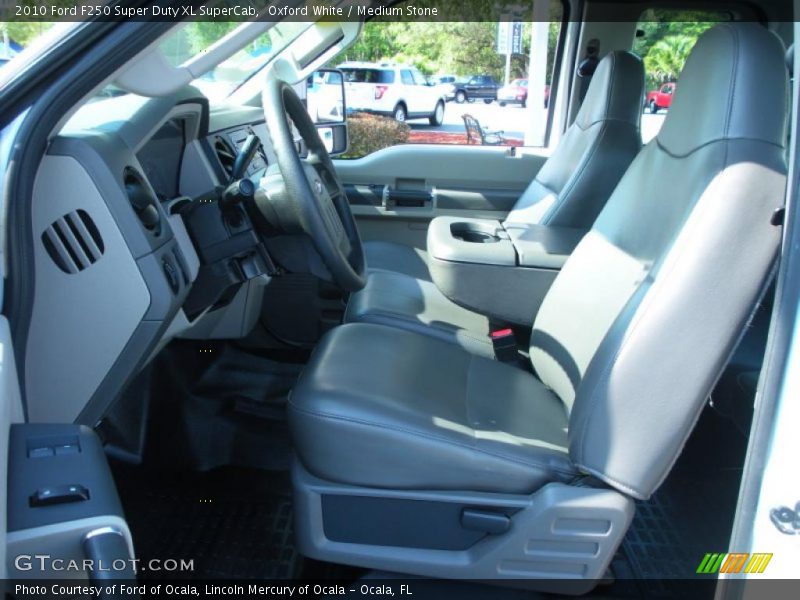 Oxford White / Medium Stone 2010 Ford F250 Super Duty XL SuperCab