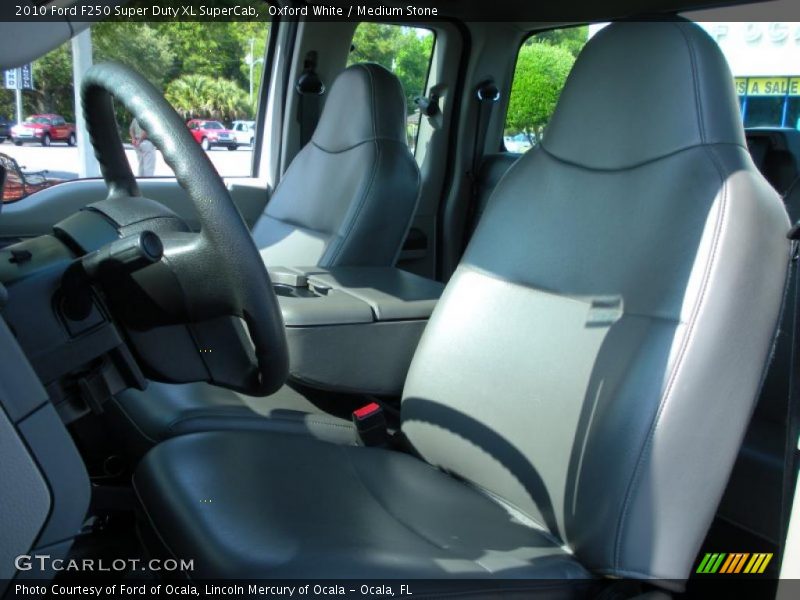 Oxford White / Medium Stone 2010 Ford F250 Super Duty XL SuperCab