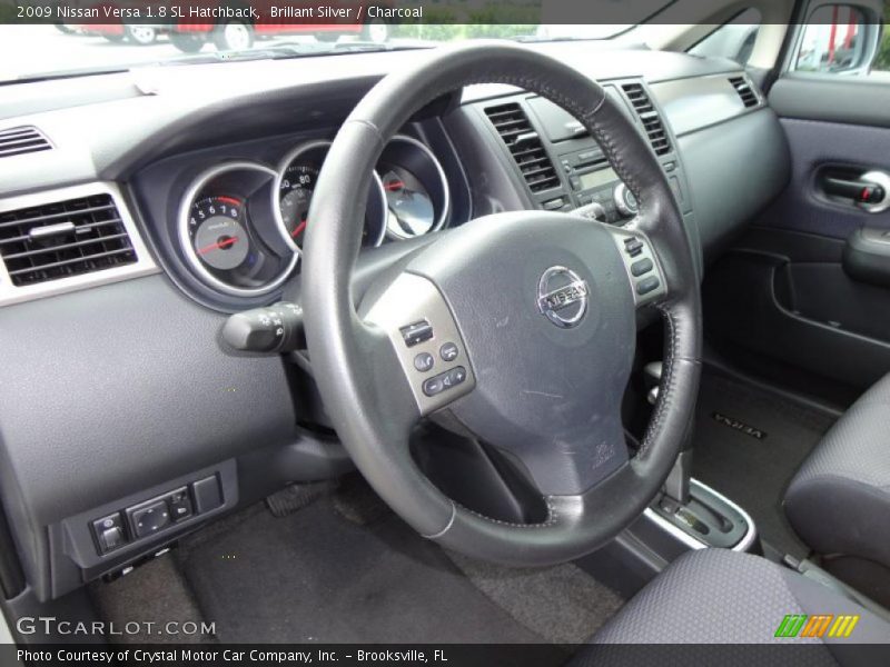 Brillant Silver / Charcoal 2009 Nissan Versa 1.8 SL Hatchback