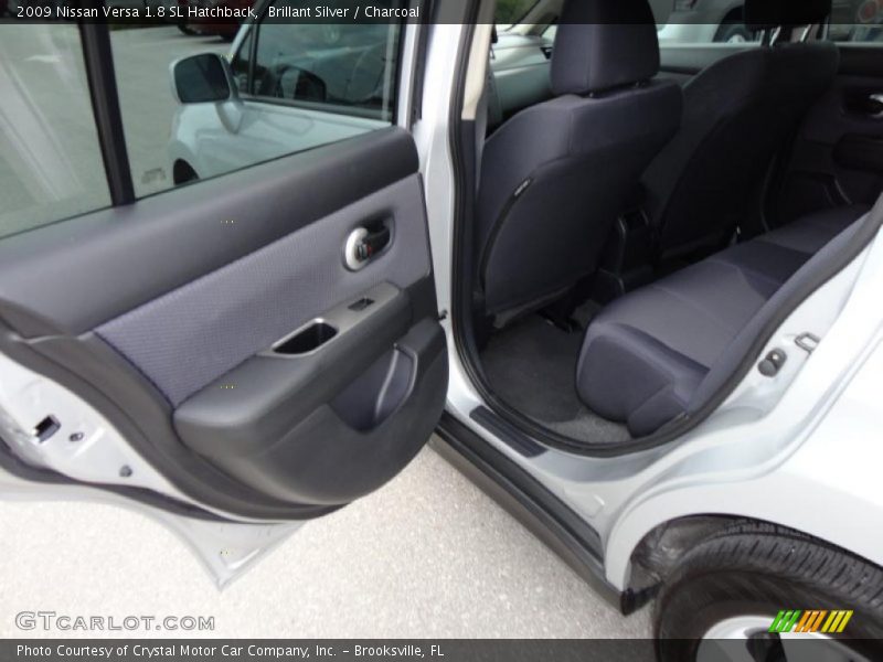 Brillant Silver / Charcoal 2009 Nissan Versa 1.8 SL Hatchback