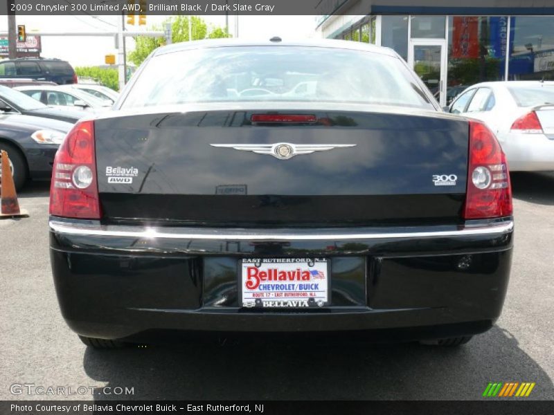 Brilliant Black / Dark Slate Gray 2009 Chrysler 300 Limited AWD