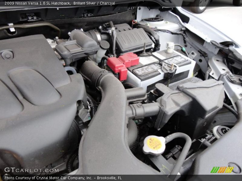 Brillant Silver / Charcoal 2009 Nissan Versa 1.8 SL Hatchback