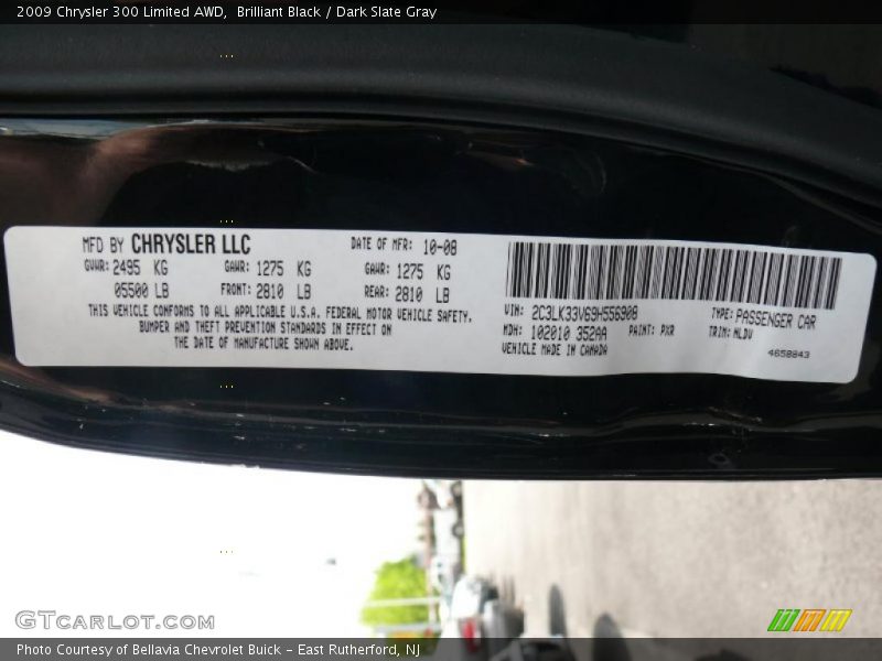 Brilliant Black / Dark Slate Gray 2009 Chrysler 300 Limited AWD