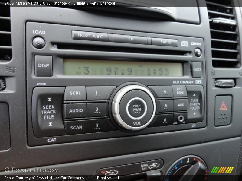 Brillant Silver / Charcoal 2009 Nissan Versa 1.8 SL Hatchback