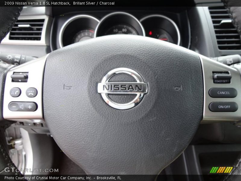 Brillant Silver / Charcoal 2009 Nissan Versa 1.8 SL Hatchback