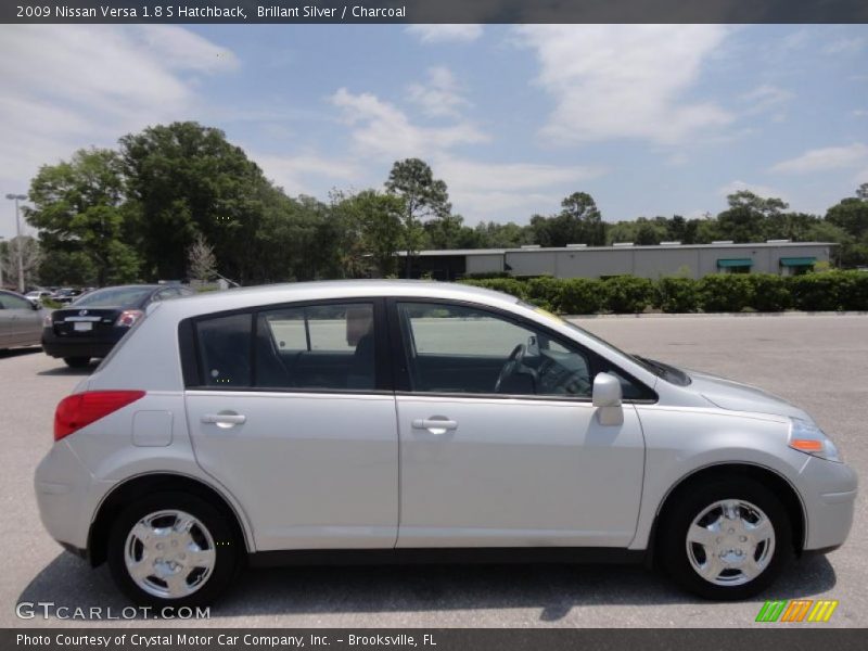 Brillant Silver / Charcoal 2009 Nissan Versa 1.8 S Hatchback