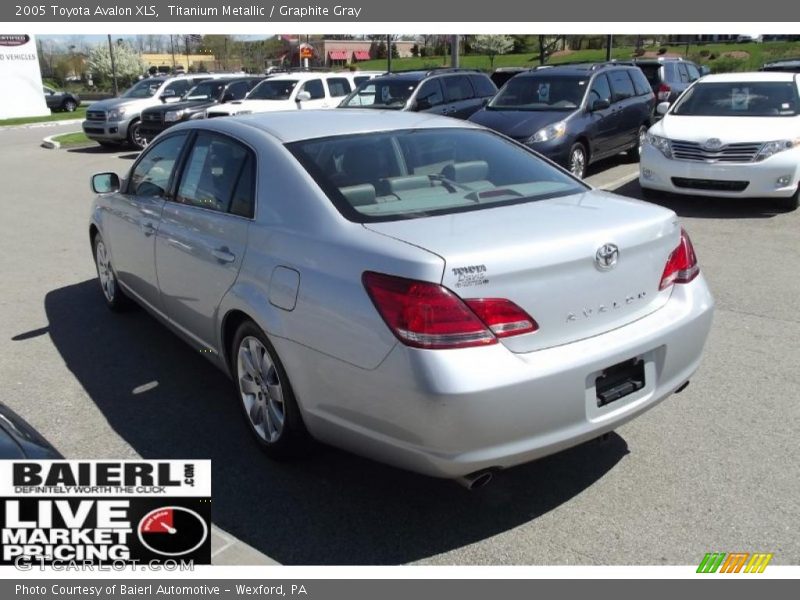 Titanium Metallic / Graphite Gray 2005 Toyota Avalon XLS