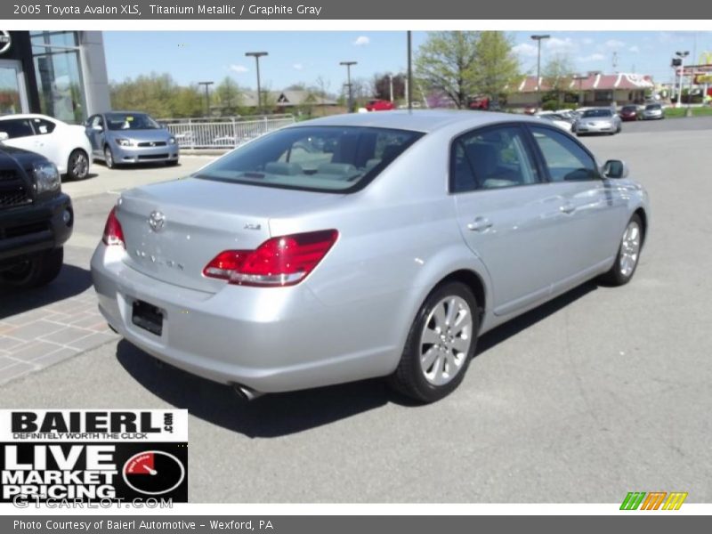 Titanium Metallic / Graphite Gray 2005 Toyota Avalon XLS