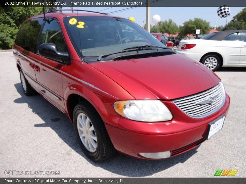 Inferno Red Tinted Pearlcoat / Sandstone 2002 Chrysler Town & Country LXi