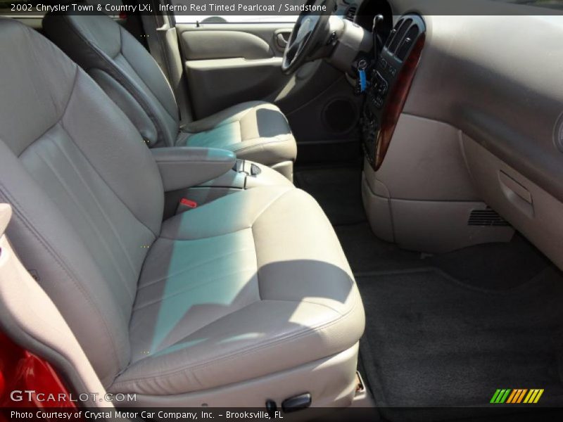 Inferno Red Tinted Pearlcoat / Sandstone 2002 Chrysler Town & Country LXi