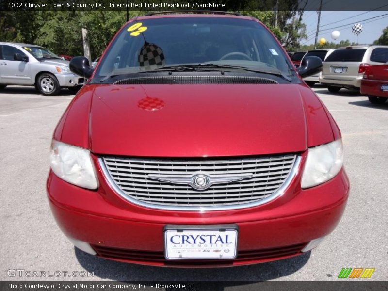 Inferno Red Tinted Pearlcoat / Sandstone 2002 Chrysler Town & Country LXi
