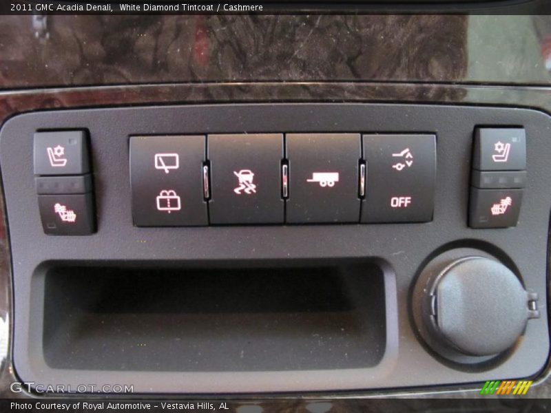 White Diamond Tintcoat / Cashmere 2011 GMC Acadia Denali