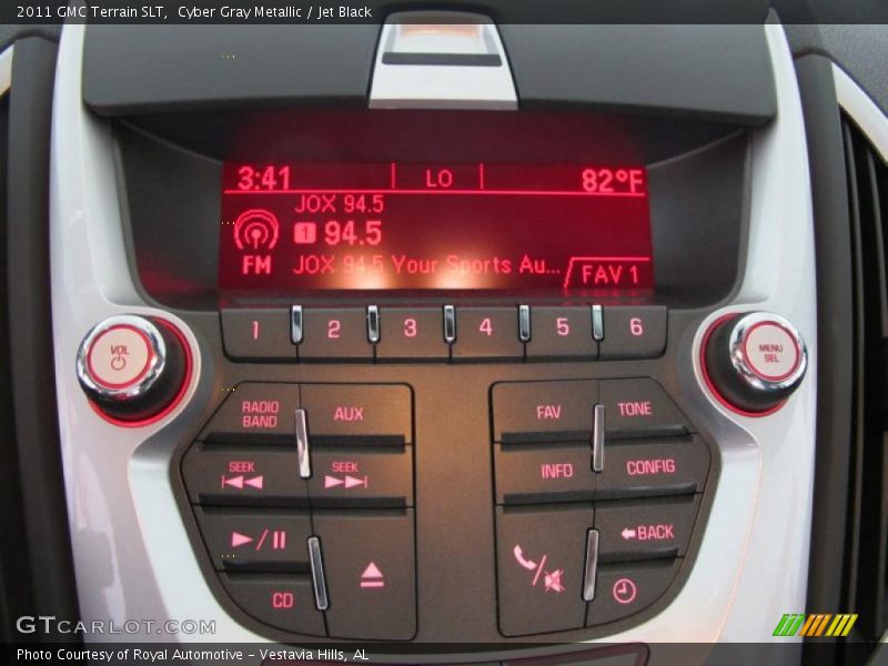 Cyber Gray Metallic / Jet Black 2011 GMC Terrain SLT