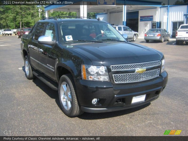 Black / Ebony 2011 Chevrolet Avalanche LTZ 4x4