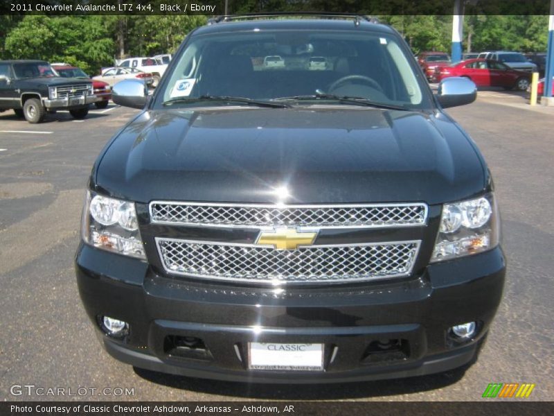 Black / Ebony 2011 Chevrolet Avalanche LTZ 4x4