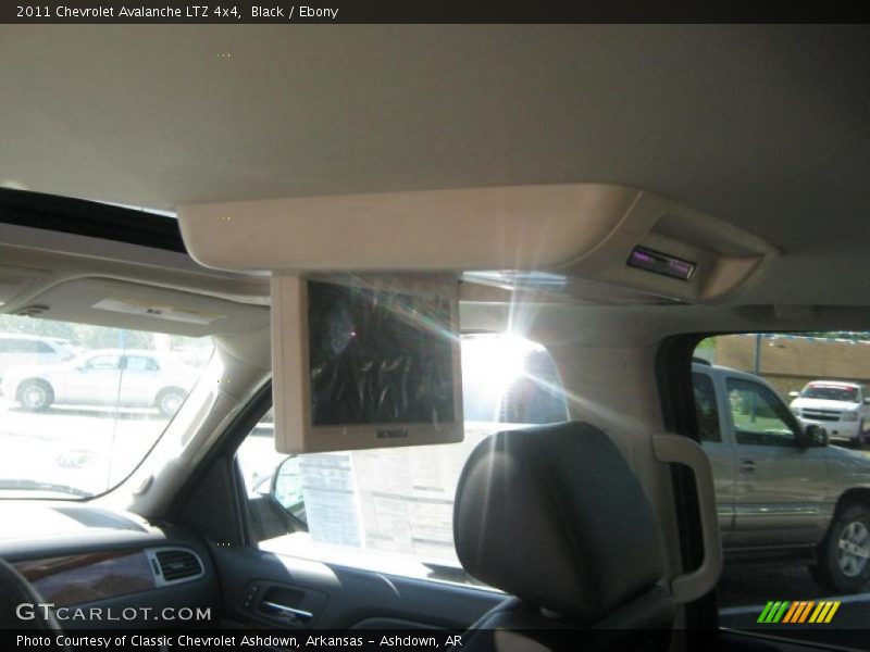 Black / Ebony 2011 Chevrolet Avalanche LTZ 4x4