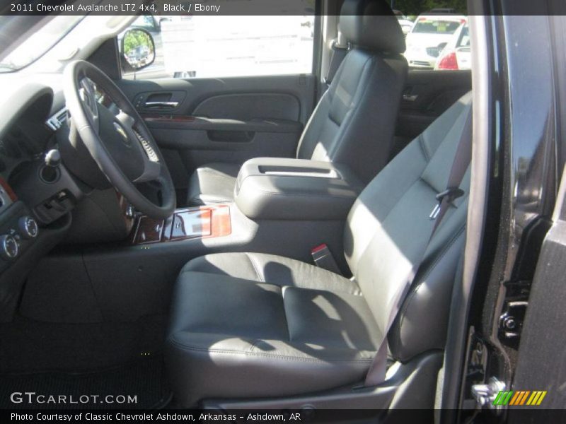 Black / Ebony 2011 Chevrolet Avalanche LTZ 4x4