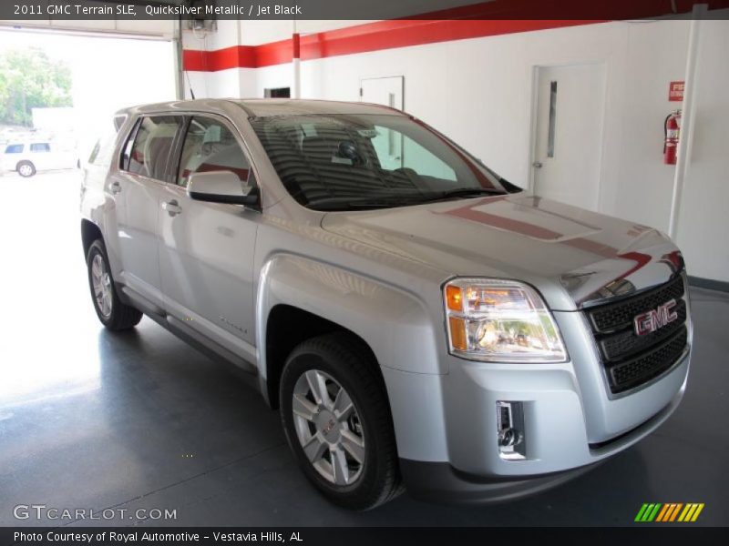 Quicksilver Metallic / Jet Black 2011 GMC Terrain SLE