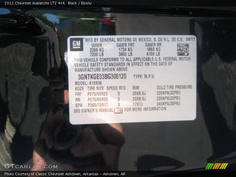 Black / Ebony 2011 Chevrolet Avalanche LTZ 4x4