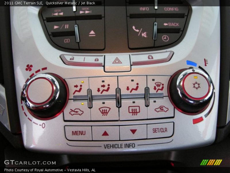 Quicksilver Metallic / Jet Black 2011 GMC Terrain SLE