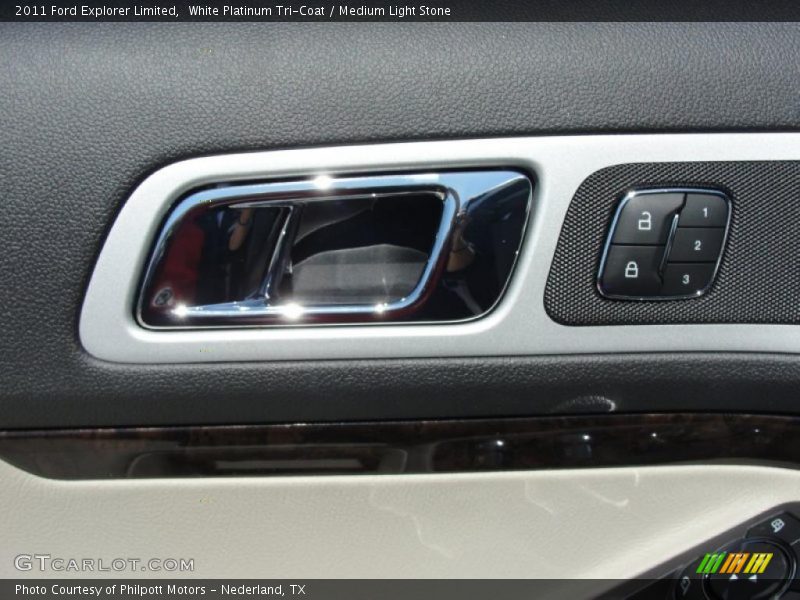 White Platinum Tri-Coat / Medium Light Stone 2011 Ford Explorer Limited